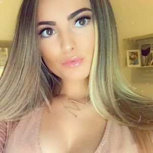 Meet your Posher, Maria